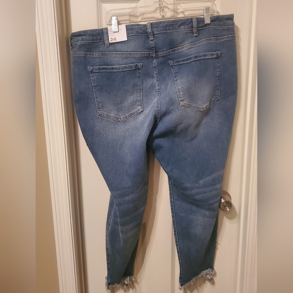 Lane Bryant Super Stretch Embellished Lace and Beads Jeans Size 24 - Picture 7 of 8